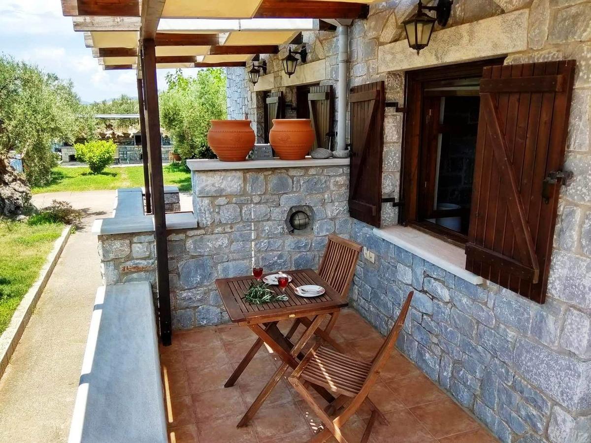 Atha-Tina:Traditional Stone Homes Agios Nikolaos  Extérieur photo